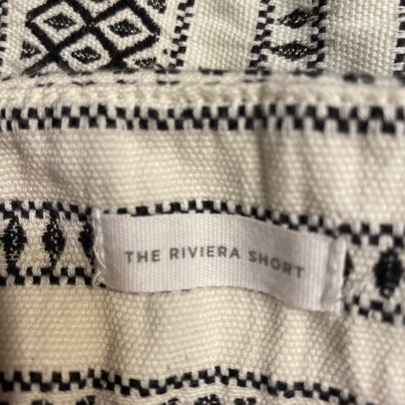 Ann Taylor loft, The Riviera shorts. Size 10 - Picture 5 of 15